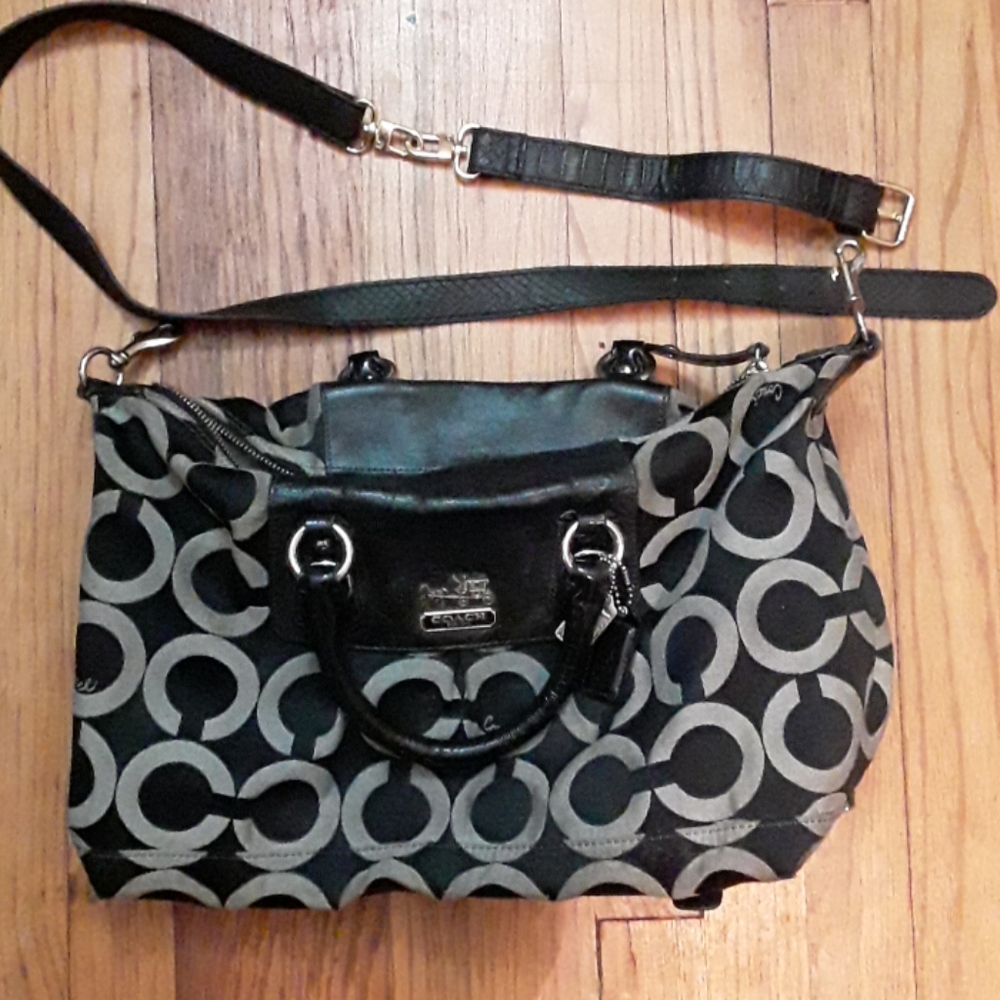 PRICE DROP!!! 🤑 Coach 12943